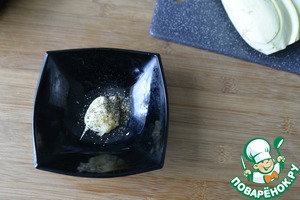 Веер из кабачков в духовке Веер из кабачков в духовке