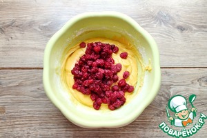 Малиновые маффины с сюрпризом