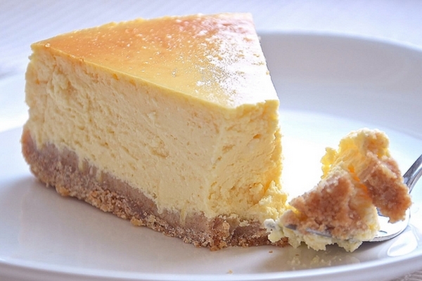 Простой банановый чизкейк в духовке Простой банановый чизкейк в духовке