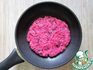 Свекольные лепешки с сыром и базиликом