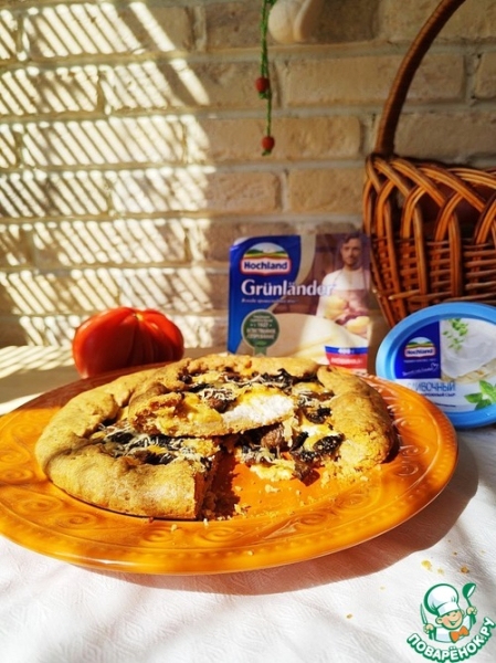 Галета с грибами и сыром