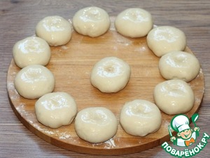 Пирожки с мясной и сырной начинкой