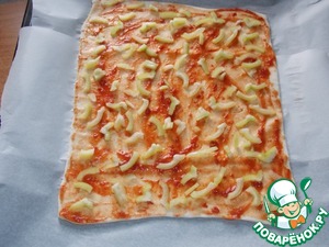 Пицца с сыром и болгарским перцем