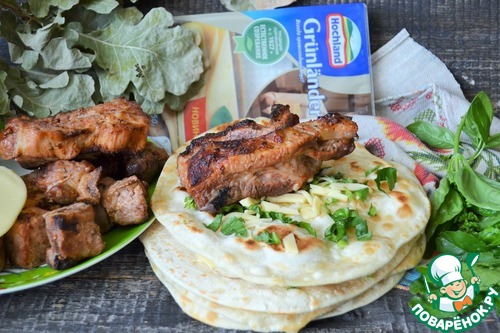 Лепёшки с сыром и зеленью