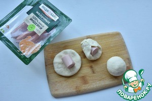 Отрывной пирог с сосисками