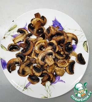 Галета с грибами и сыром