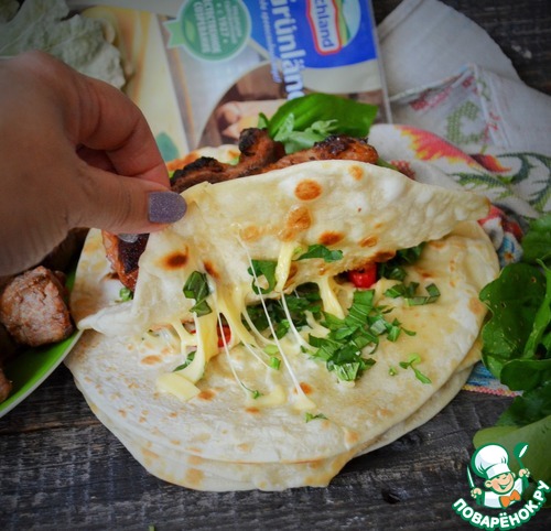 Лепёшки с сыром и зеленью