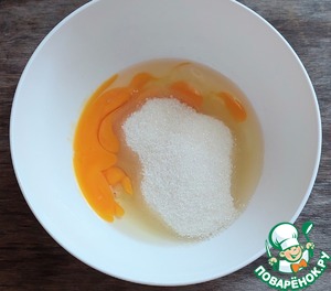 Шоколадно-творожные кексы с миндальными лепестками