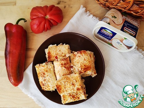 Рулетики из лаваша с плавленым сыром и перцем