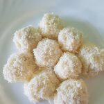 Домашние конфеты «Рафаэлло» на скорую руку Домашние конфеты «Рафаэлло» на скорую руку