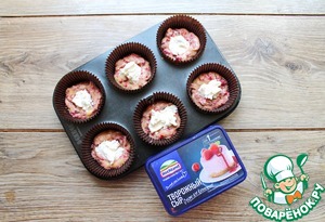 Малиновые маффины с сюрпризом