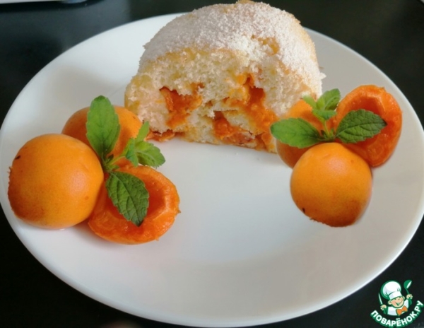 Абрикосовый рулет
