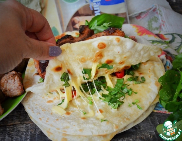 Лепёшки с сыром и зеленью