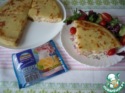 Картофельная лепешка с сыром на сковороде