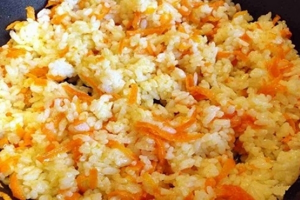 Рис на сковороде за полчаса Рис на сковороде за полчаса