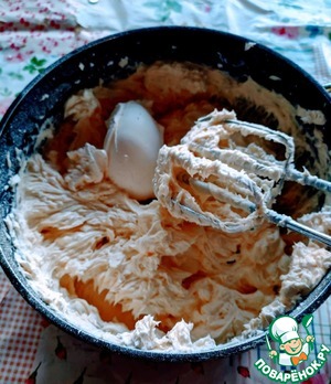 Большой торт с крем-чиз