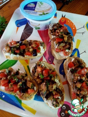 Брускетта с пикантными баклажанами