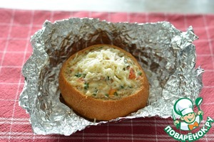 Булочка с лососем и сыром