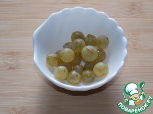 Бутерброды с сыром и виноградом