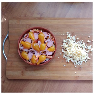 Быстрый завтрак из СВЧ "Почти пицца"