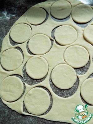 Чебупели с ветчиной и сыром Чебупели с ветчиной и сыром