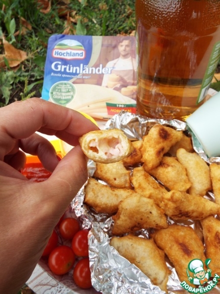 Чебупели с ветчиной и сыром Чебупели с ветчиной и сыром