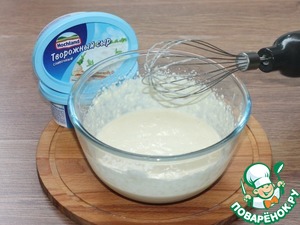 Пирог с творожным сыром и персиками