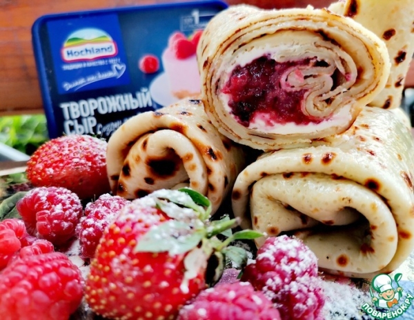 Десертные блинчики с творожно-ягодной начинкой Десертные блинчики с творожно-ягодной начинкой