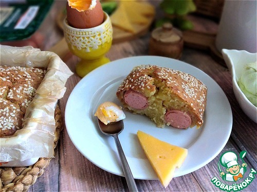 Кабачковый заливной пирог с сосисками