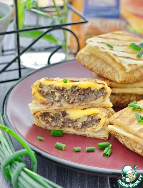 Блинчики с ливером и плавленым сыром