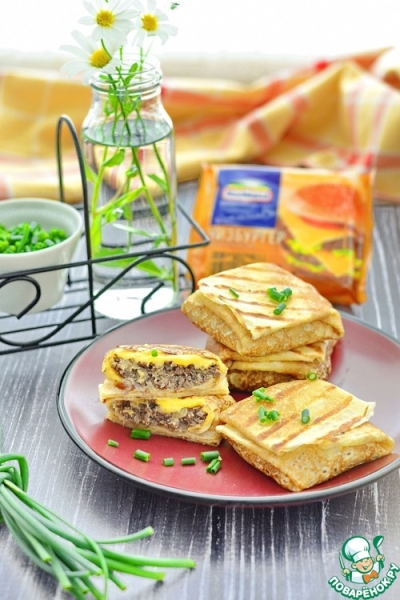 Блинчики с ливером и плавленым сыром