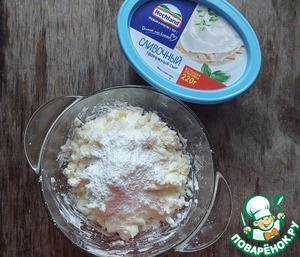 Галета с творожным сыром и смородиной Галета с творожным сыром и смородиной