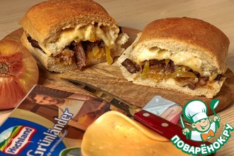 Горячие бутерброды с луком и сыром