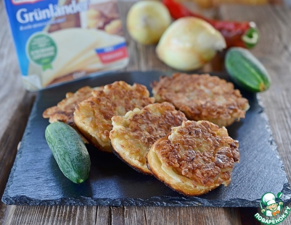 Горячие бутерброды с луком и сыром