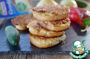 Горячие бутерброды с луком и сыром