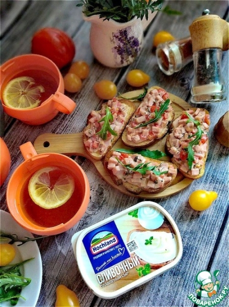 Горячие бутерброды с ветчиной и сыром