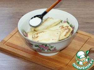 Хлебные рулетики с овощами и сыром