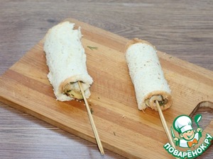 Хлебные рулетики с овощами и сыром