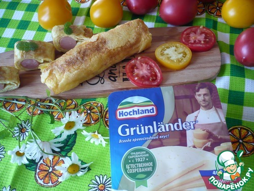 Яичный рулет с сыром и сосиской Яичный рулет с сыром и сосиской