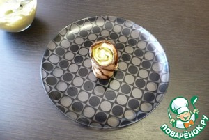 Кабачково-баклажанные рулетики с начинкой из авокадо