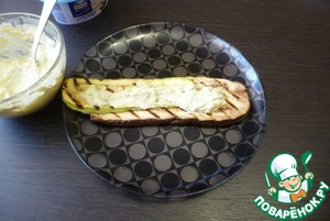 Кабачково-баклажанные рулетики с начинкой из авокадо