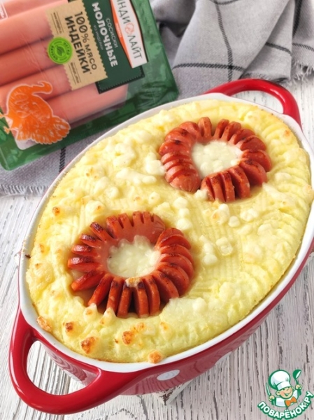 Картофельная запеканка с фаршем и сосисками Картофельная запеканка с фаршем и сосисками