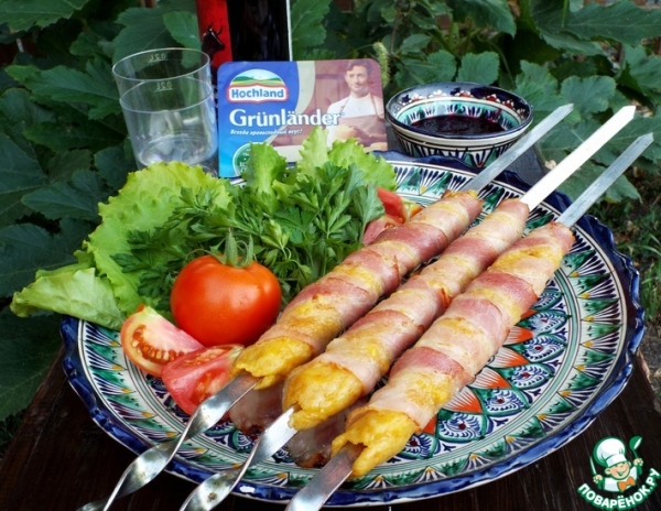 Картофельно-сырный кебаб в беконе Картофельно-сырный кебаб в беконе
