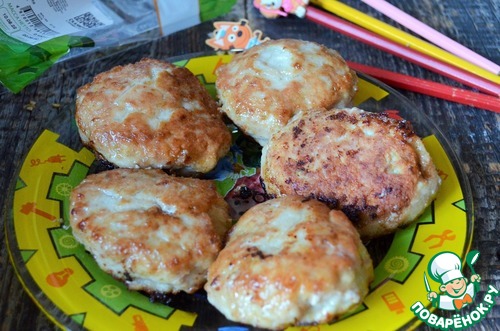 Котлеты из индейки и картофельного пюре Котлеты из индейки и картофельного пюре