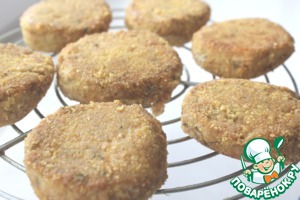 Котлеты из консервированной рыбы с сыром