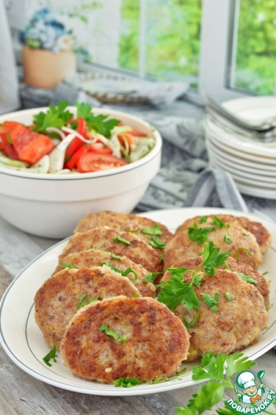 Котлеты мясные с сырой картошкой