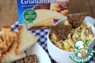 Куриный салат-намазка с сыром и клюквой