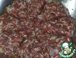 Манты с сырным соусом Манты с сырным соусом