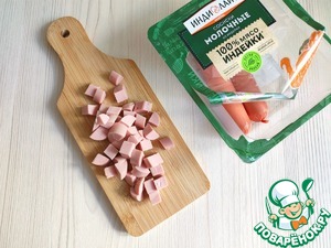 Омлет с сосисками и гренками Омлет с сосисками и гренками