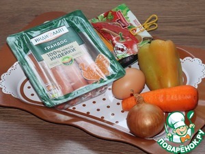 Овощное суфле с сосисками из индейки